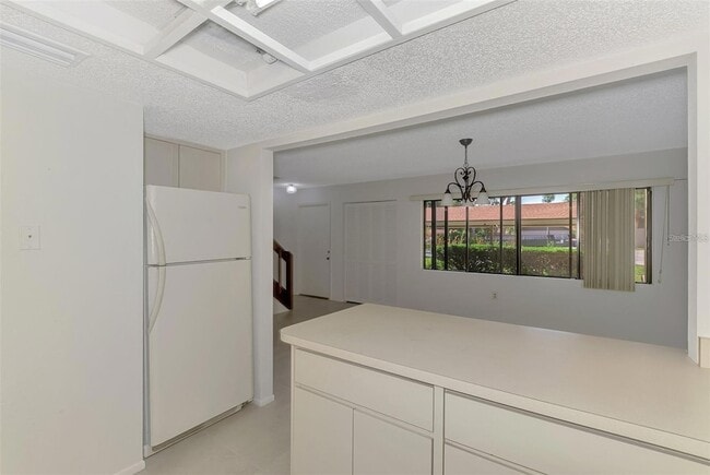 Building Photo - 935 Sunridge Way