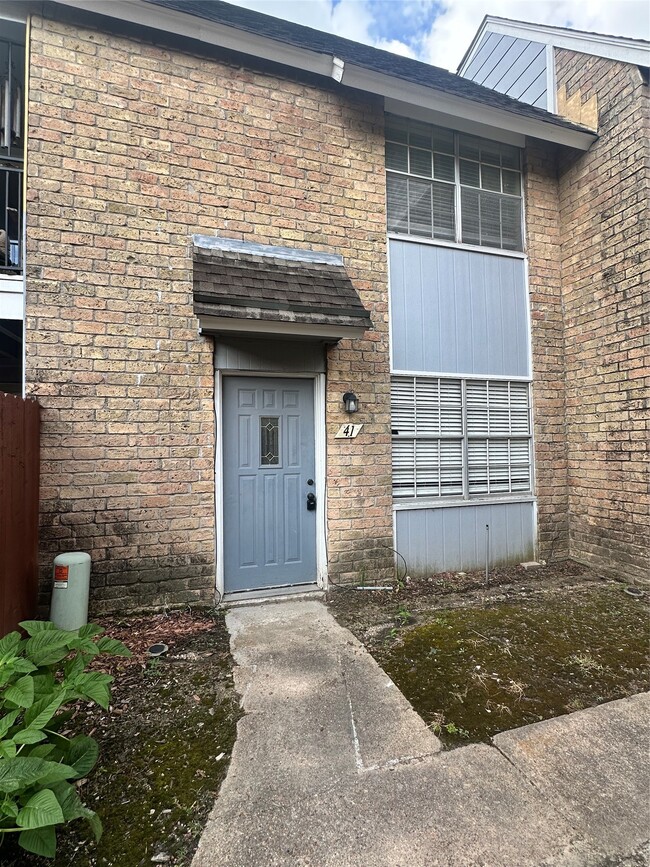 Building Photo - 1433 Cedar Post Ln