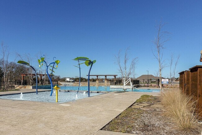 Building Photo - 125 Coyote Trl