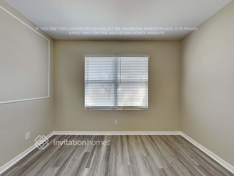 Building Photo - 901 Benton Dr