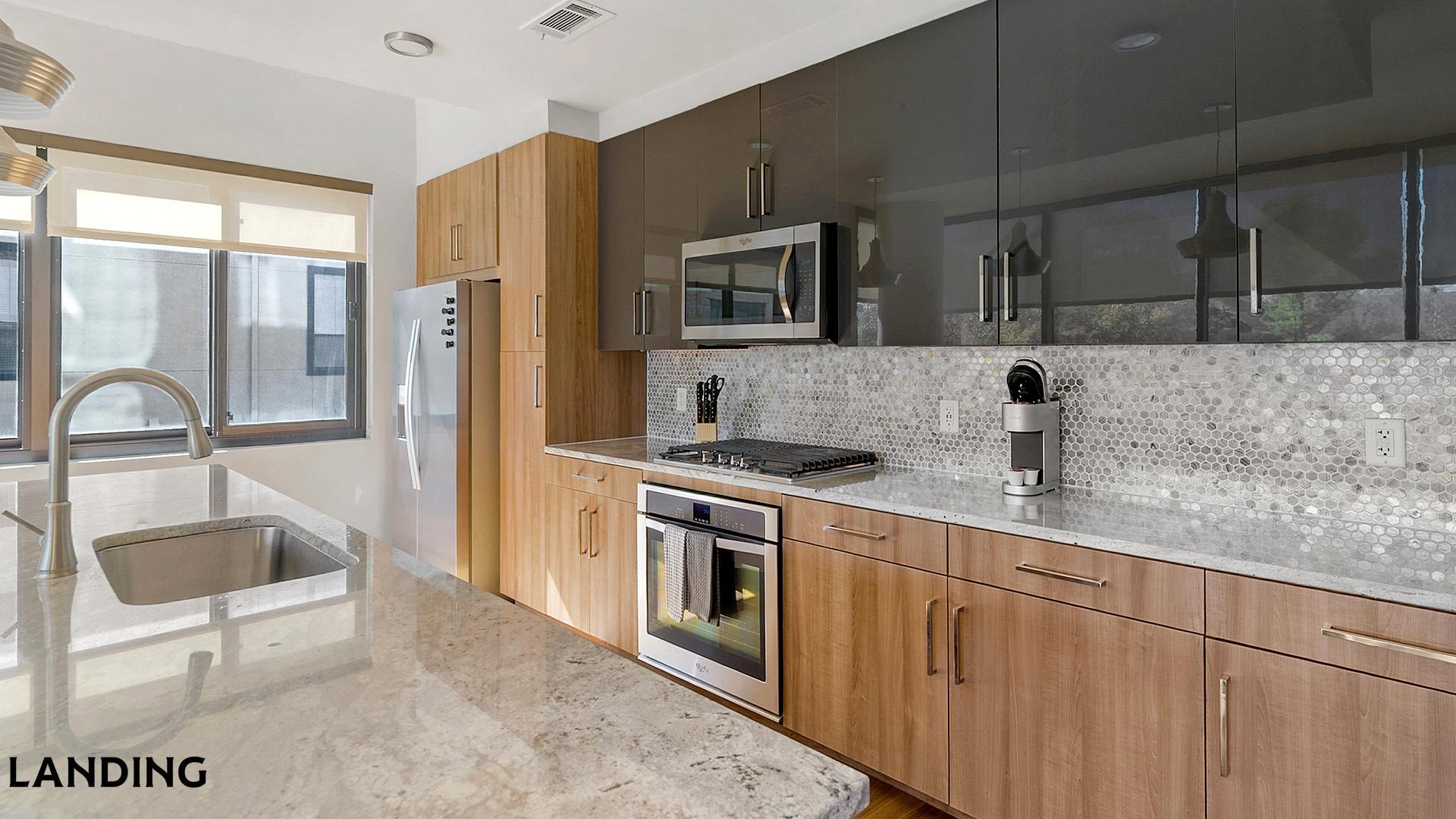 Building Photo - 1414 Wood Hollow Dr