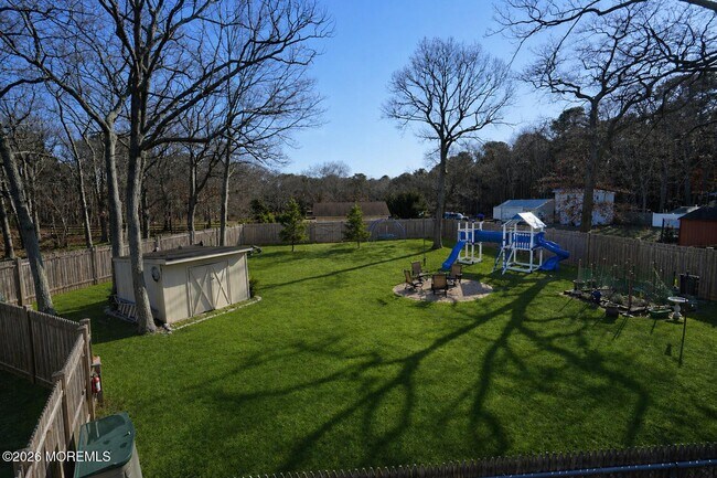 Building Photo - 437 Adamston Rd