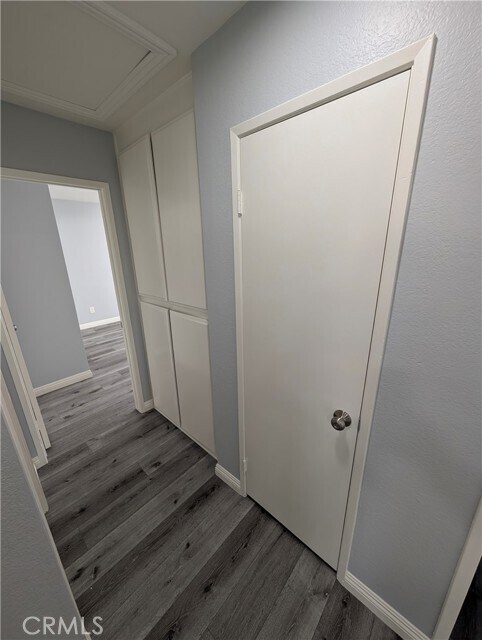 Building Photo - 527 E Colorado Blvd