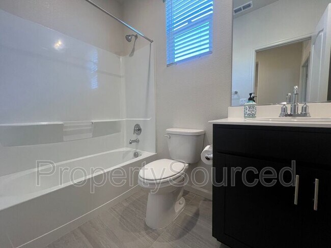 Building Photo - 2957 Mokelumne Ct