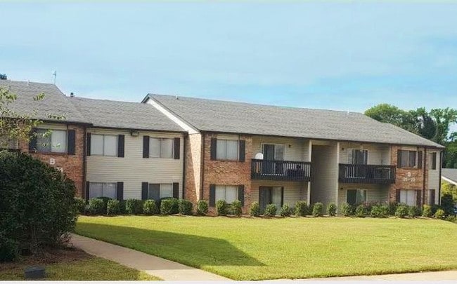 Building Photo - 210 at Fairfield