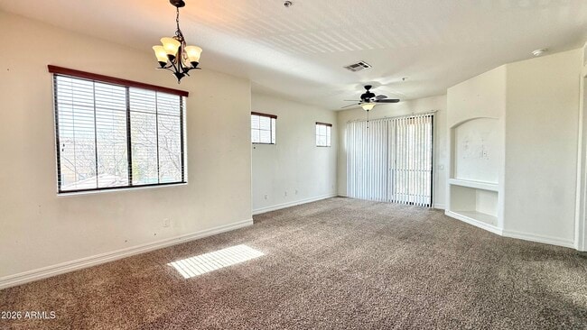 Building Photo - 1456 E 9th St