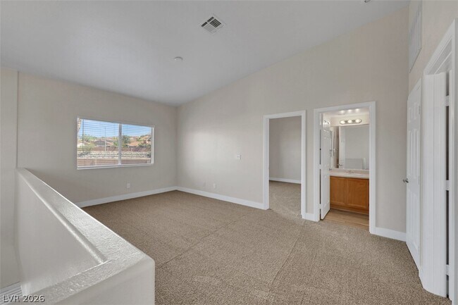 Building Photo - 502 Birdseye St