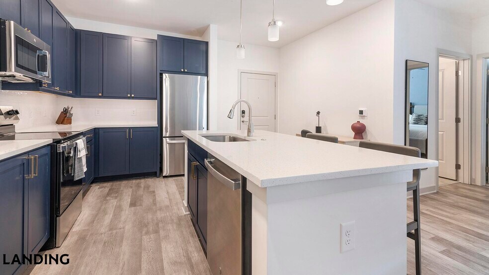 Building Photo - 2900 4th Ave NW