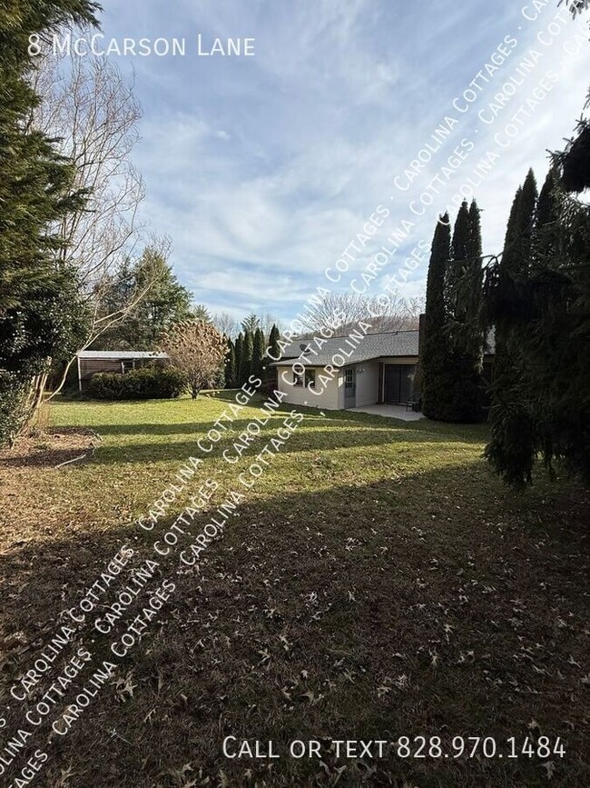 Building Photo - 8 McCarson Ln