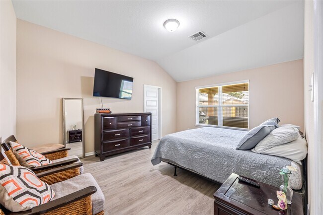 Building Photo - 7030 Villa Mountain Ln