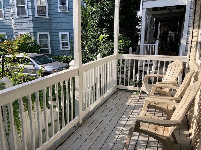 Private Porch - 7 Washburn Ter
