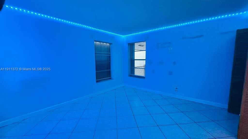 Building Photo - 6195 W 18th Ave