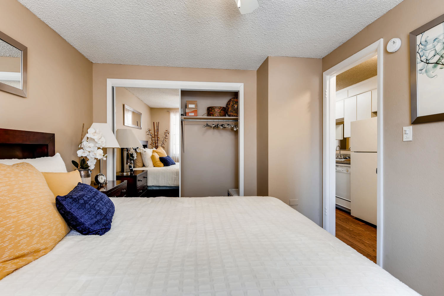 Carlisle on the Park | Denver, Co. Apartments - Carlisle on the Park Apartments