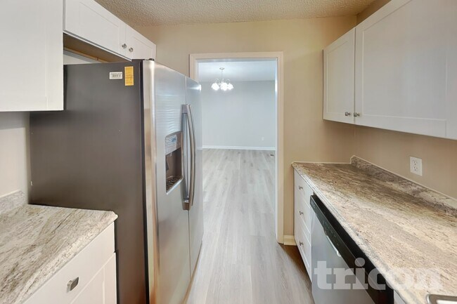 Building Photo - 1614 Barbara Ann Cir