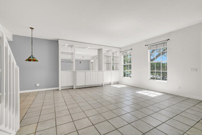 Building Photo - 133 Wentworth Ct
