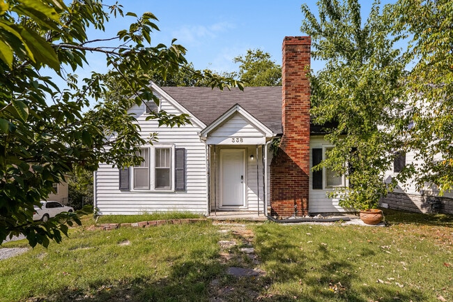 Building Photo - 338 Perrolee St