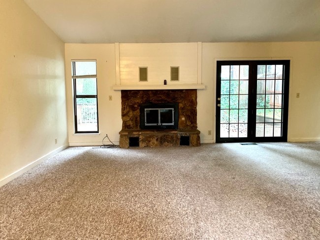 Building Photo - 526 Penstock Dr