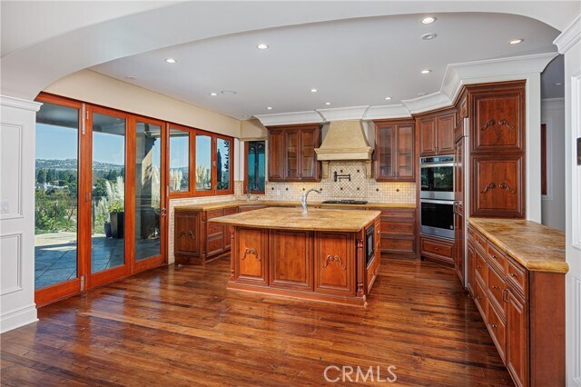 Building Photo - 18 Rue St Cloud