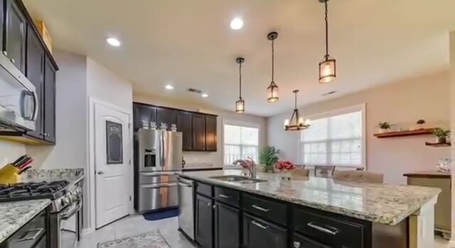 Building Photo - 14 Clayton Ct