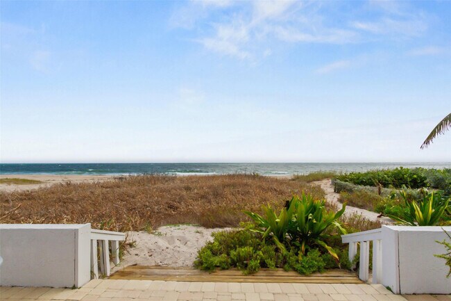 Building Photo - 800 Briny Ave