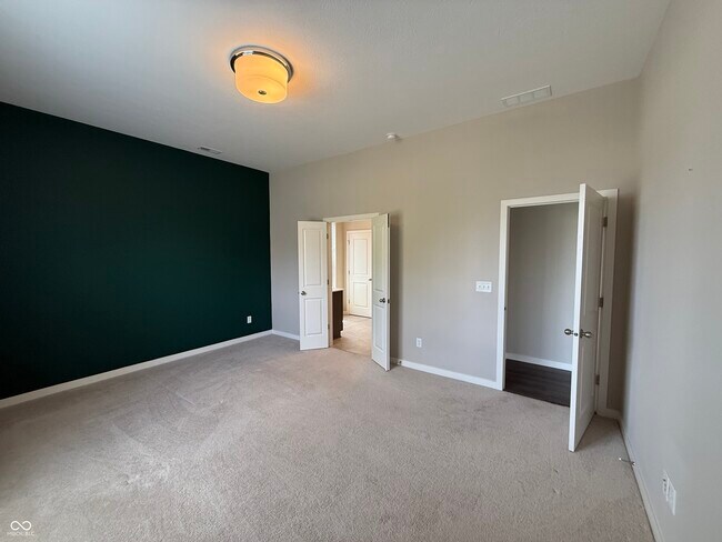 Building Photo - 15545 Marsden Dr
