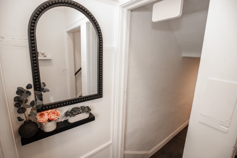 Building Photo - 1388 W 83rd St