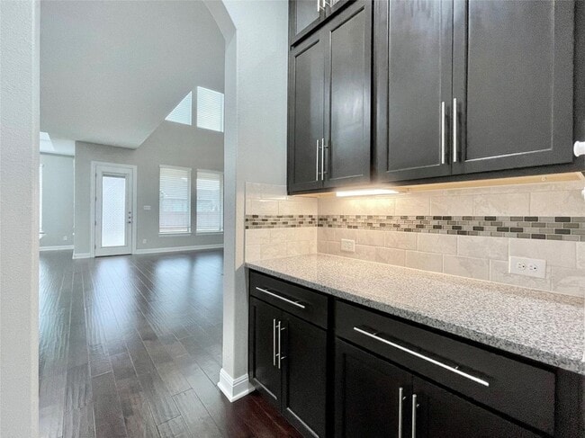 Building Photo - 3809 Mineral Dr