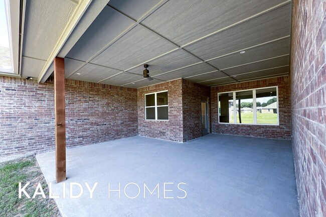 Building Photo - 213 Olde Ml Ct