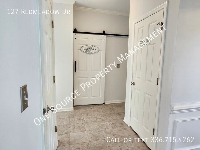Building Photo - 127 Redmeadow Dr