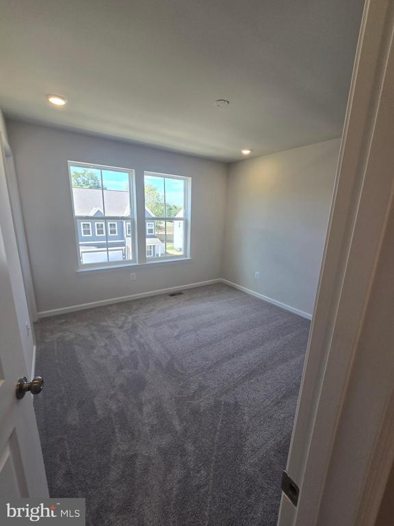Building Photo - 354 Watercourse Dr