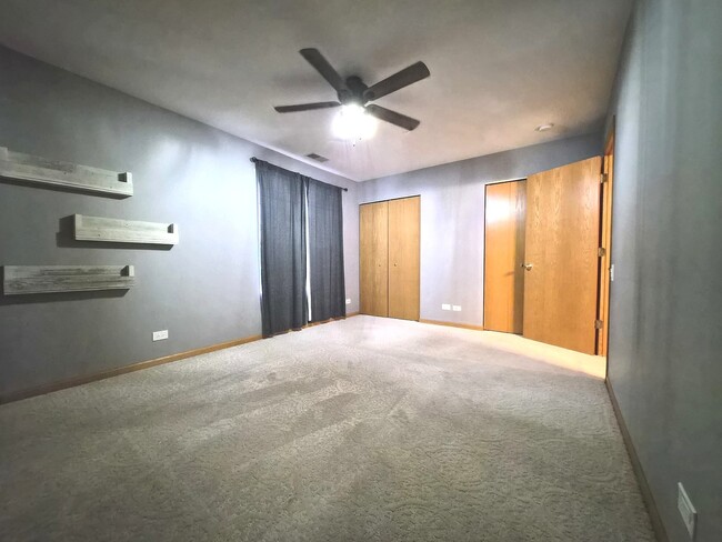 Building Photo - 2609 Carrolwood Rd