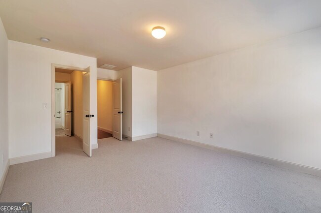 Building Photo - 2125 Stancil Park Lane