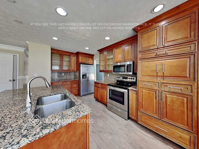 Building Photo - 3910 Mission Ln Ct