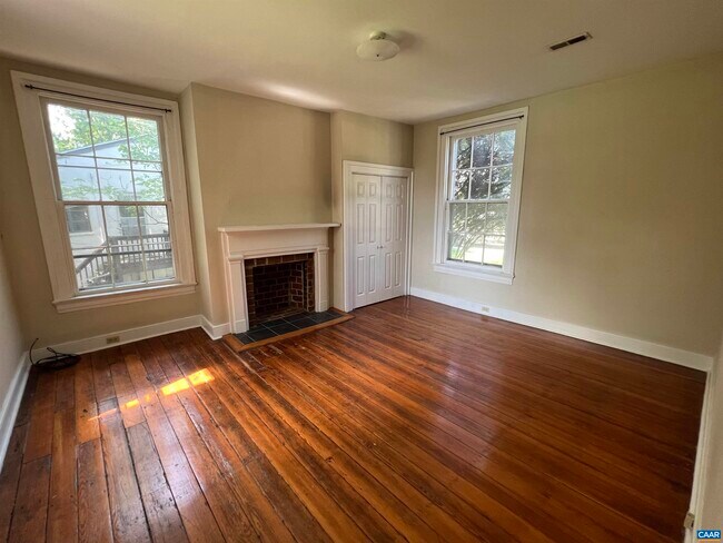 Building Photo - 510 Ridge St