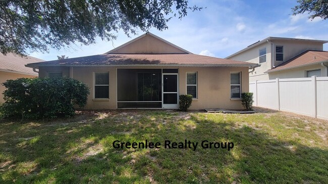 Building Photo - Gorgeous 4 Bedroom/2 Bathroom Home in Sunc...