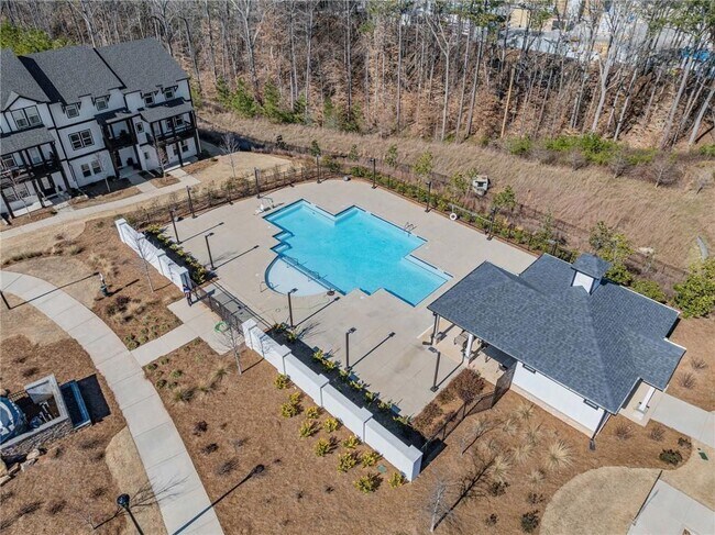 Building Photo - 1052 Knoxboro Ln
