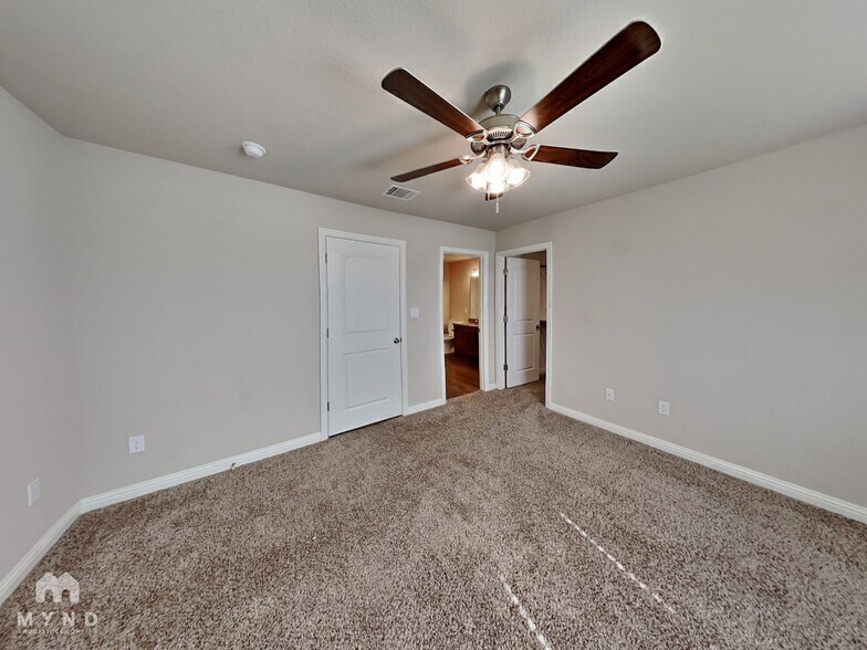 Building Photo - 704 Rolling Terrace Cir