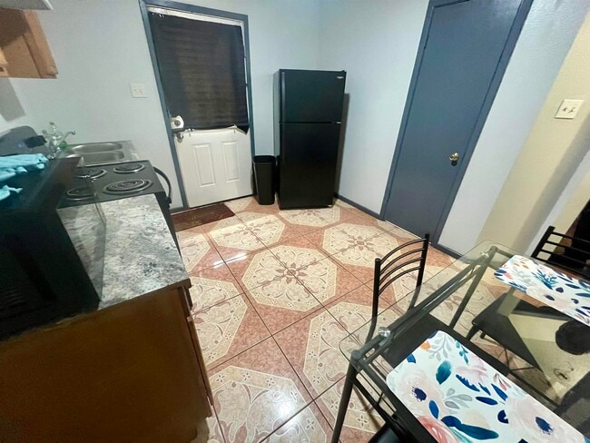Building Photo - 306 La Herradura Ct