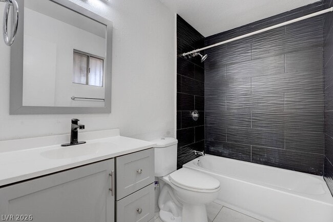 Building Photo - 5396 S Swenson St