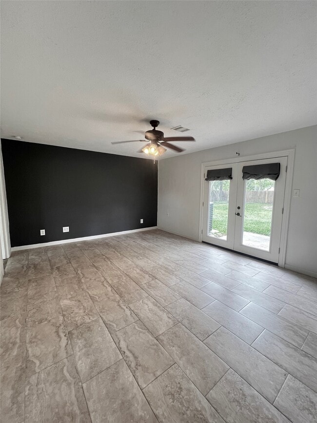 Building Photo - 1538 Webster St