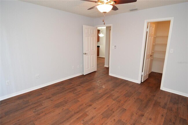 Building Photo - 10265 Gandy Blvd N