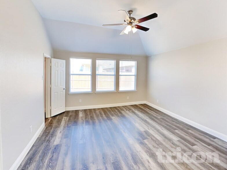 Building Photo - 12608 Summerwood Dr