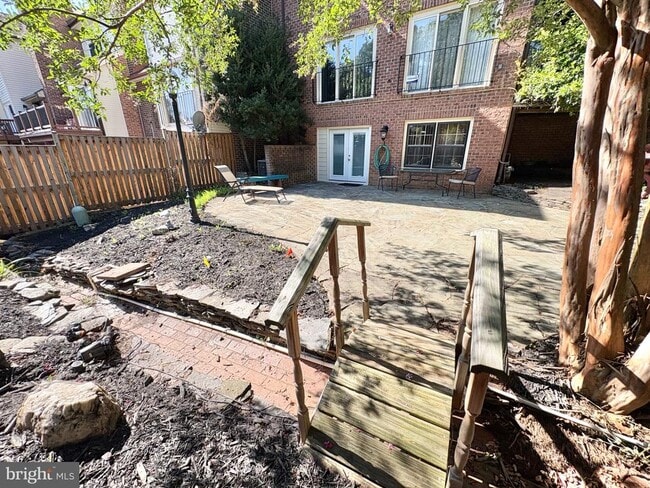 Building Photo - 6319 Chaucer View Cir