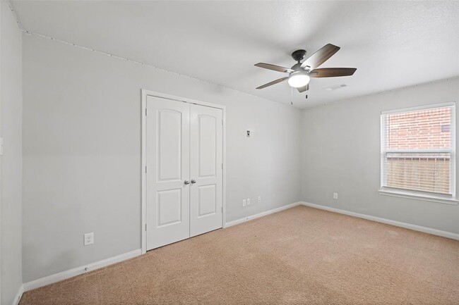 Building Photo - 9811 Texas Cut Ln