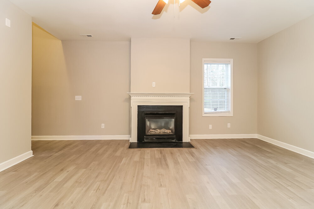 Building Photo - 3213 Rendezvous Dr