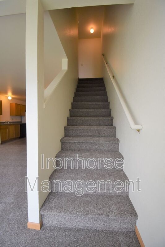 Building Photo - 2411 Wheeler Dr