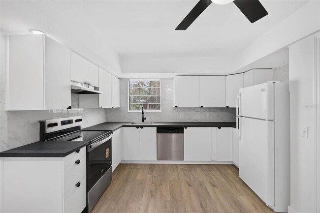 Building Photo - 14452 Reuter Strasse Cir