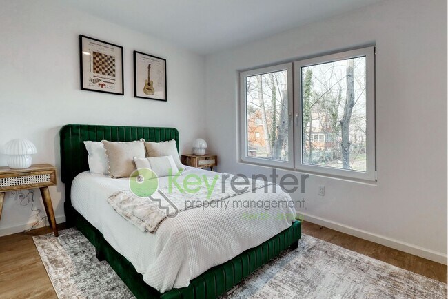 Building Photo - Modern New Construction 2 Bedroom Townhome with Garage & Driveway — First Occupancy!