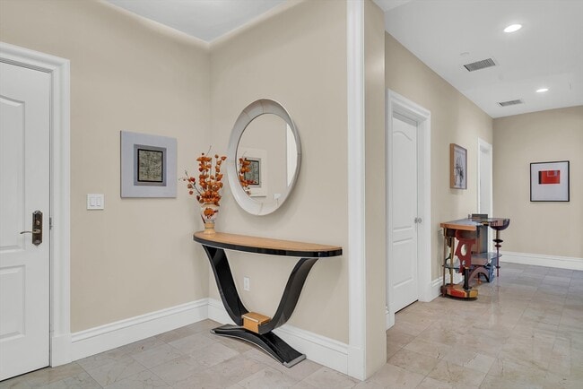 Building Photo - 120 Seaver St