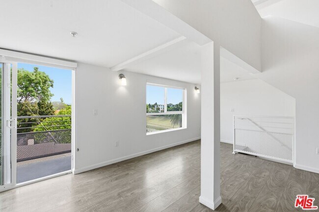 Building Photo - 4980 S Centinela Ave